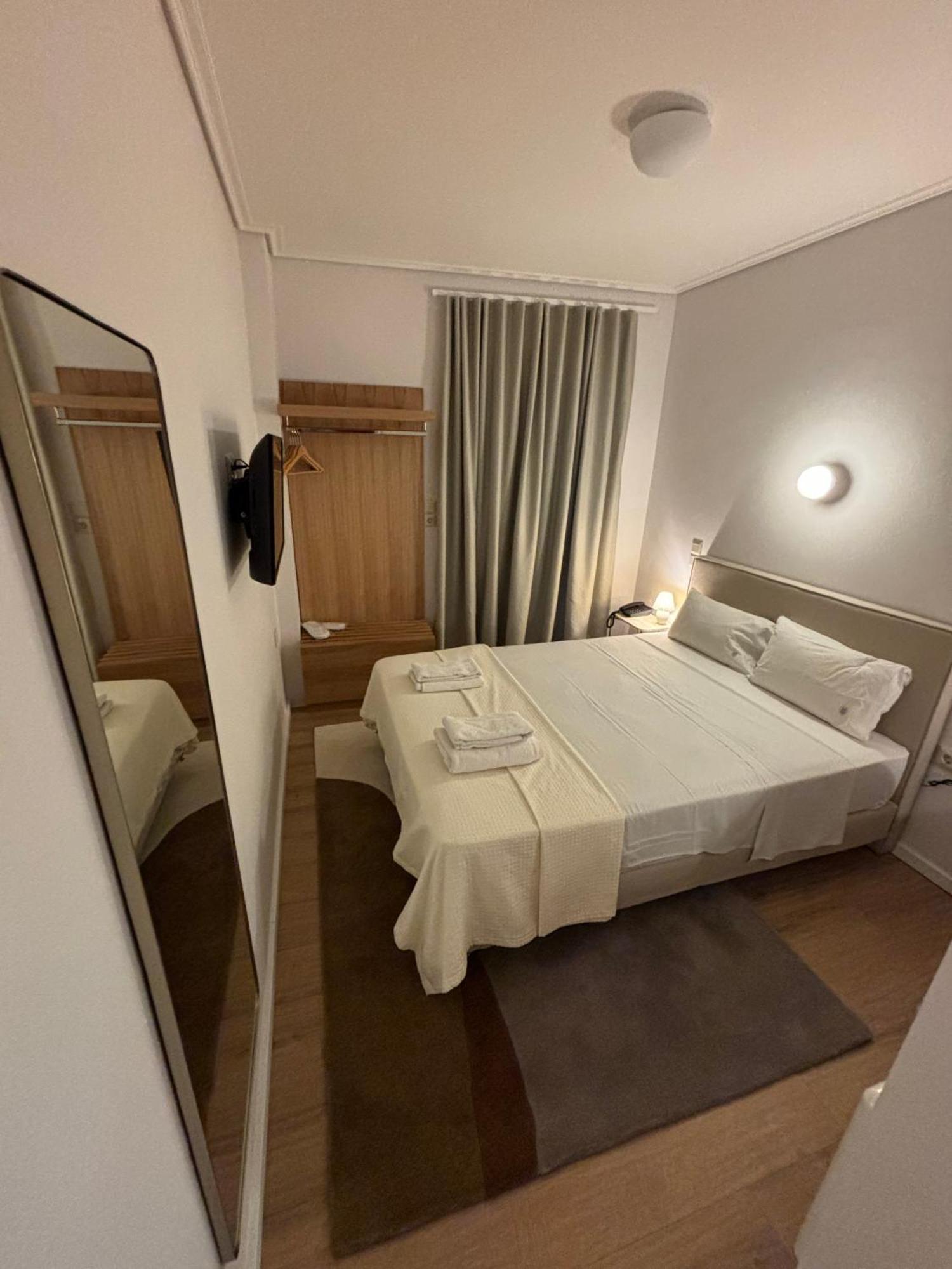 Hotel Maroussi Athen Zimmer foto