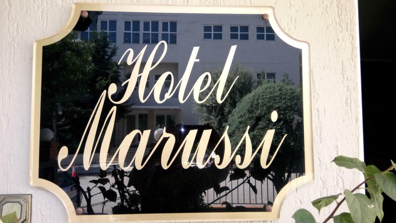 Hotel Maroussi Athen Exterior foto
